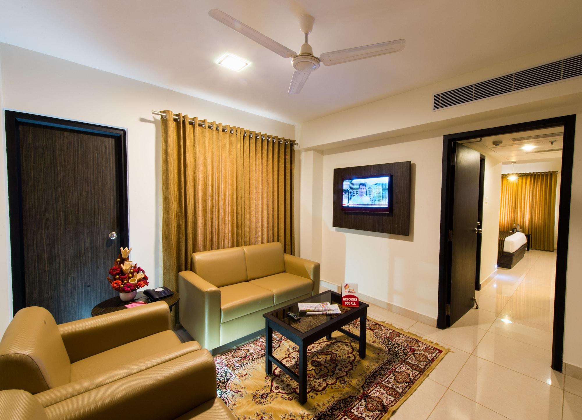 Tiruchirappalli Plaza Hotel Trichy מראה חיצוני תמונה