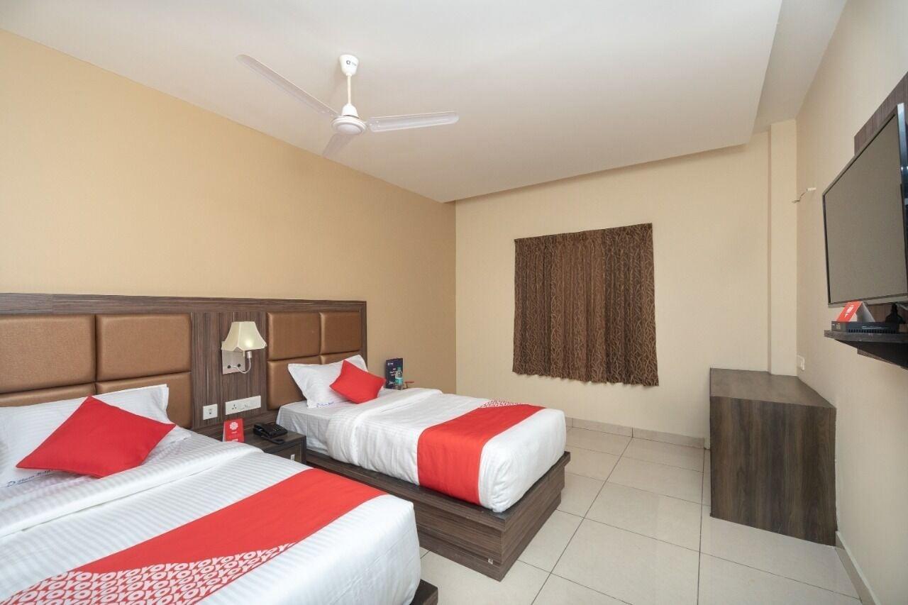 Tiruchirappalli Plaza Hotel Trichy מראה חיצוני תמונה
