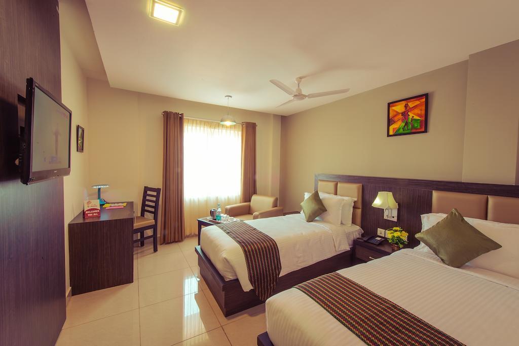 Tiruchirappalli Plaza Hotel Trichy חדר תמונה